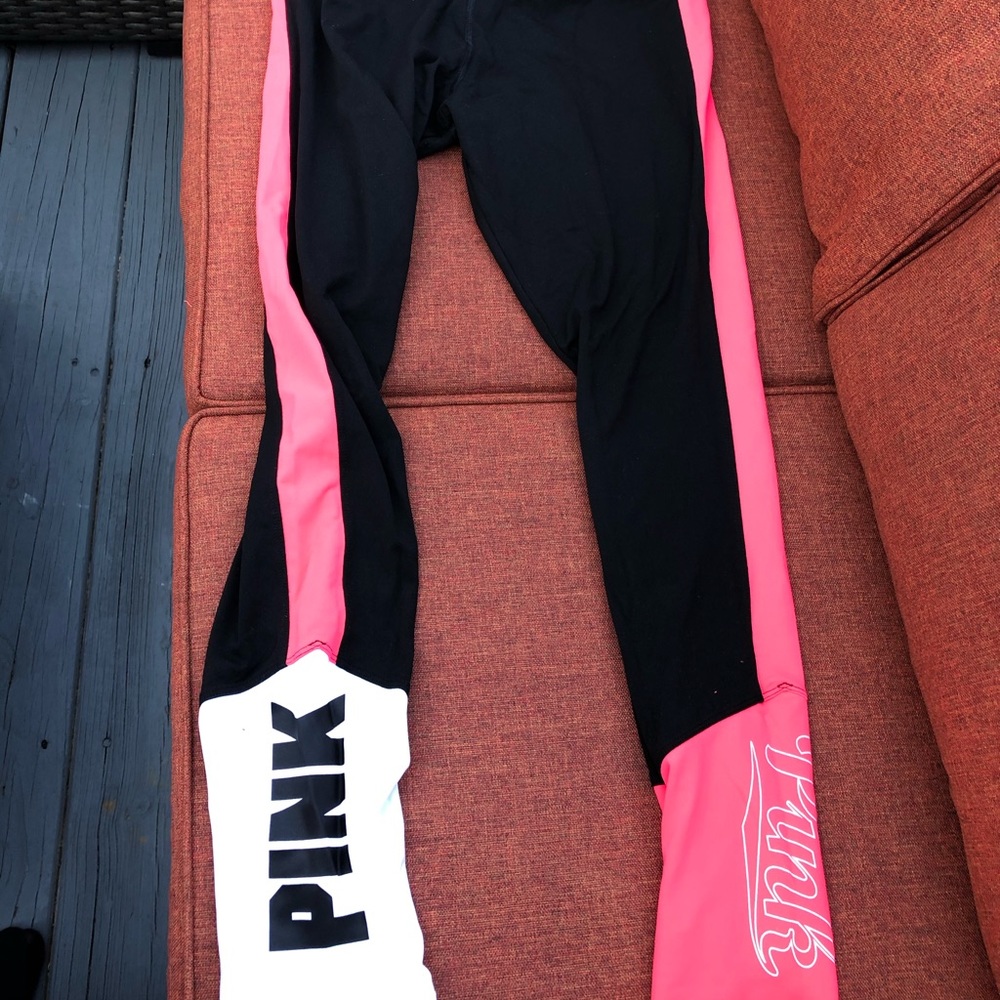 Victoria’s Secret PINK Yoga pants Size L